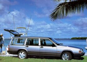 Вольво 940, Універсал 1992 - 1994 Kombi (945) 2.0 i