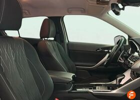 Мицубиси Eclipse Cross 2018 в Европе на Automoto.ua Белый Мицубиси Eclipse Cross, объемом двигателя 1.5 л и пробегом 102 тыс. км за 17446 $, фото 7 на Automoto.ua