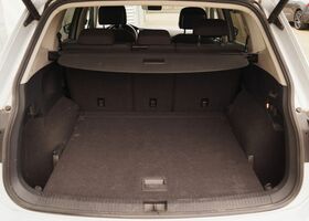 Фольксваген Tiguan Allspace 2019 в Европе на Automoto.ua Серебряный Фольксваген Tiguan Allspace, объемом двигателя 1.97 л и пробегом 166 тыс. км за 19160 $, фото 18 на Automoto.ua