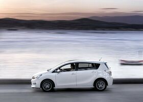 Toyota Verso 2016 на тест-драйве, фото 9