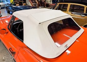 Шевроле Корвет 1962 в Европе на Automoto.ua Оранжевый Шевроле Корвет, объемом двигателя 0 л и пробегом 53 тыс. км за 61876 $, фото 4 на Automoto.ua