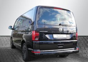 Черный Фольксваген Transporter T6, объемом двигателя 1.97 л и пробегом 100 тыс. км за 96875 $, фото 2 на Automoto.ua