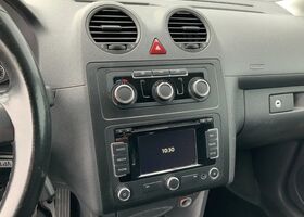 Фольксваген Кадди 2015 в Европе на Automoto.ua Серебряный Фольксваген Кадди, объемом двигателя 1.6 л и пробегом 240 тыс. км за 9595 $, фото 11 на Automoto.ua