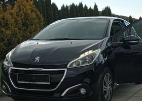 Пежо 208, объемом двигателя 1.2 л и пробегом 139 тыс. км за 5378 $, фото 6 на Automoto.ua