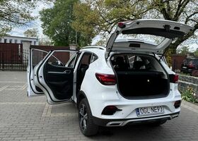 МГ ЗС, об'ємом двигуна 1.5 л та пробігом 12 тис. км за 14017 $, фото 10 на Automoto.ua