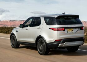 Land Rover Discovery 2019 на тест-драйве, фото 2