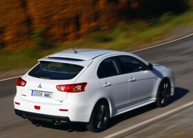 Міцубісі Lancer, Хетчбек 2010 - н.в. Sportback 1.8 TD MT (116 Hp)