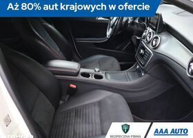 Мерседес ГЛА-Клас 2014 у Європі на Automoto.ua Білий Мерседес ГЛА-Клас, об'ємом двигуна 1 л та пробігом 190 тис. км за 16465 $, фото 9 на Automoto.ua