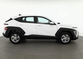 Білий Хендай Kona, об'ємом двигуна 1 л та пробігом 17 тис. км за 28122 $, фото 5 на Automoto.ua