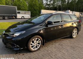 Тойота Аурис, объемом двигателя 1.8 л и пробегом 89 тыс. км за 13715 $, фото 3 на Automoto.ua