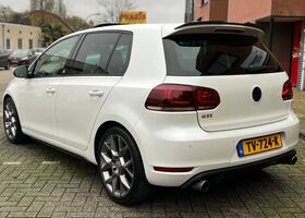 Фольксваген Гольф ГТІ 2012 у Європі на Automoto.ua Білий Фольксваген Гольф ГТІ, об'ємом двигуна 1.98 л та пробігом 158 тис. км за 12950 $, фото 5 на Automoto.ua