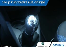 Дачія Sandero, об'ємом двигуна 0.9 л та пробігом 33 тис. км за 10367 $, фото 13 на Automoto.ua