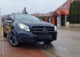 Мерседес ГЛА-Класс 2017 в Европе на Automoto.ua Черный Мерседес ГЛА-Класс, объемом двигателя 1 л и пробегом 120 тыс. км за 81000 $, фото 9 на Automoto.ua