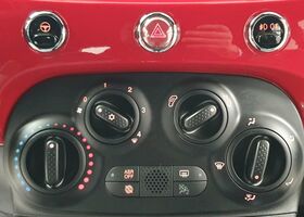 Красный Фиат 500, объемом двигателя 1 л и пробегом 13 тыс. км за 14815 $, фото 10 на Automoto.ua