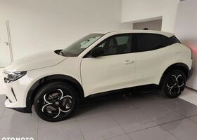 Альфа Ромео Джуниор 2025 в Европе на Automoto.ua Белый Альфа Ромео Джуниор, объемом двигателя 1 л и пробегом 5 тыс. км за 32688 $, фото 2 на Automoto.ua