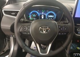 Тойота Corolla Cross 2023 в Европе на Automoto.ua Серый Тойота Corolla Cross, объемом двигателя 1.99 л и пробегом 39 тыс. км за 35897 $, фото 9 на Automoto.ua