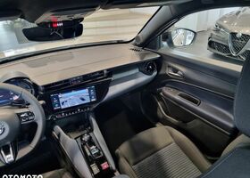 Альфа Ромео Джуніор 2025 у Європі на Automoto.ua Білий Альфа Ромео Джуніор, об'ємом двигуна 1 л та пробігом 1 тис. км за 31938 $, фото 9 на Automoto.ua