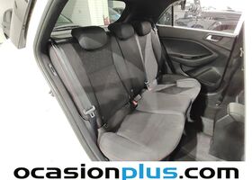 Хендай и20 2020 в Европе на Automoto.ua Белый Хендай и20, объемом двигателя 1 л и пробегом 88 тыс. км за 17230 $, фото 14 на Automoto.ua