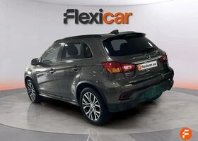 Мицубиси АСХ 2018 в Европе на Automoto.ua Коричневый Мицубиси АСХ, объемом двигателя 1.59 л и пробегом 110 тыс. км за 14542 $, фото 6 на Automoto.ua