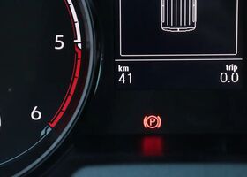 Фольксваген T6.1 Transporter 2024 в Европе на Automoto.ua Серый Фольксваген T6.1 Transporter, объемом двигателя 1.97 л и пробегом 41 тыс. км за 47890 $, фото 7 на Automoto.ua