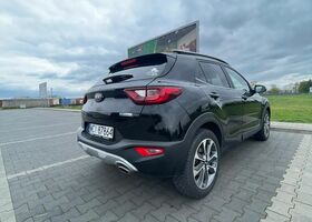 Киа Stonic, объемом двигателя 1 л и пробегом 19 тыс. км за 18575 $, фото 6 на Automoto.ua