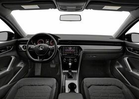 Вид салона обновленного Volkswagen Passat 2020
