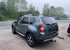 Серый Дачия Duster, объемом двигателя 0 л и пробегом 82 тыс. км за 10752 $, фото 3 на Automoto.ua