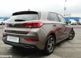 Хендай i30, об'ємом двигуна 1 л та пробігом 30 тис. км за 18337 $, фото 5 на Automoto.ua