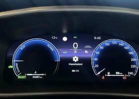 Тойота Corolla Cross 2024 у Європі на Automoto.ua Чорний Тойота Corolla Cross, об'ємом двигуна 1.99 л та пробігом 54 тис. км за 38341 $, фото 12 на Automoto.ua