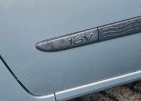 Рено Модус 2006 в Европе на Automoto.ua Рено Модус, объемом двигателя 0 л и пробегом 162 тыс. км за 1850 $, фото 8 на Automoto.ua