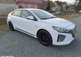 Хендай Ioniq, об'ємом двигуна 1.58 л та пробігом 129 тис. км за 16393 $, фото 24 на Automoto.ua