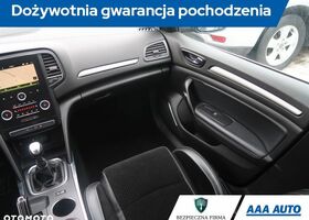 Рено Меган, объемом двигателя 1.6 л и пробегом 192 тыс. км за 9935 $, фото 8 на Automoto.ua