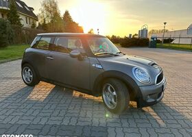 Міні Cooper S, об'ємом двигуна 1.6 л та пробігом 105 тис. км за 5183 $, фото 3 на Automoto.ua