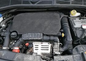 Сітроен C4 Кактус, об'ємом двигуна 1.2 л та пробігом 92 тис. км за 8423 $, фото 12 на Automoto.ua