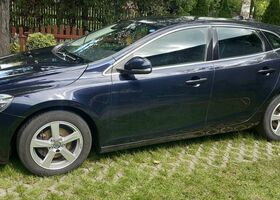 Вольво V40, об'ємом двигуна 1.97 л та пробігом 202 тис. км за 10130 $, фото 2 на Automoto.ua