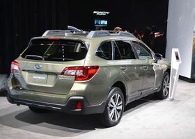 Subaru Outback 2019 на тест-драйве, фото 3