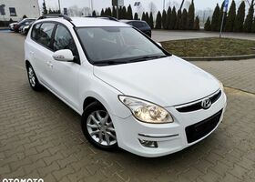 Хендай i30, об'ємом двигуна 1.58 л та пробігом 259 тис. км за 2765 $, фото 3 на Automoto.ua