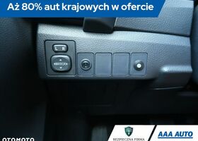 Тойота Аурис, объемом двигателя 1.6 л и пробегом 127 тыс. км за 12527 $, фото 20 на Automoto.ua