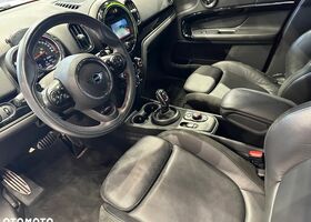 Мини John Cooper Works, объемом двигателя 2 л и пробегом 69 тыс. км за 27624 $, фото 4 на Automoto.ua