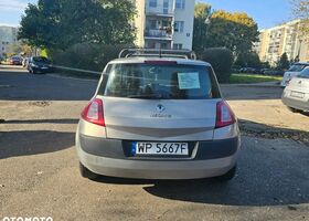 Рено Меган 2004 в Европе на Automoto.ua Серый Рено Меган, объемом двигателя 1 л и пробегом 271 тыс. км за 969 $, фото 5 на Automoto.ua