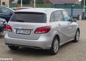 Мерседес Б-клас 2015 у Європі на Automoto.ua Сірий Мерседес Б-клас, об'ємом двигуна 1 л та пробігом 163 тис. км за 9662 $, фото 3 на Automoto.ua