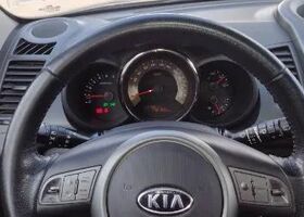 Киа Soul, объемом двигателя 1.58 л и пробегом 176 тыс. км за 5356 $, фото 15 на Automoto.ua