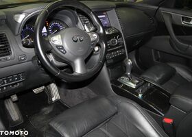 Інфініті QX70, об'ємом двигуна 2.99 л та пробігом 150 тис. км за 18337 $, фото 10 на Automoto.ua