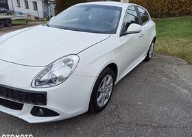 Альфа Ромео Giulietta, об'ємом двигуна 1.37 л та пробігом 125 тис. км за 7970 $, фото 4 на Automoto.ua