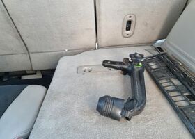 Джип Коммандер 2008 у Європі на Automoto.ua Червоний Джип Коммандер, об'ємом двигуна 2.99 л та пробігом 312 тис. км за 14049 $, фото 5 на Automoto.ua