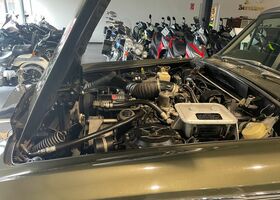 Зелений Ролс Ройс Silver Shadow, об'ємом двигуна 6.75 л та пробігом 119 тис. км за 26832 $, фото 22 на Automoto.ua