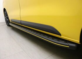 Желтый Опель Виваро пасс., объемом двигателя 2 л и пробегом 2 тыс. км за 56002 $, фото 12 на Automoto.ua