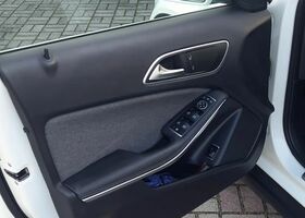 Мерседес ГЛА-Клас 2016 у Європі на Automoto.ua Білий Мерседес ГЛА-Клас, об'ємом двигуна 1 л та пробігом 146 тис. км за 15182 $, фото 4 на Automoto.ua