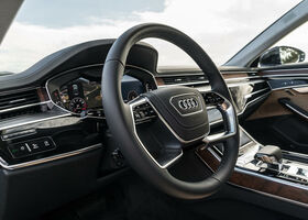 Приладова панель Audi A8 2021