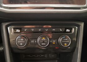 Фольксваген Tiguan Allspace 2019 в Европе на Automoto.ua Серебряный Фольксваген Tiguan Allspace, объемом двигателя 1.97 л и пробегом 166 тыс. км за 19160 $, фото 15 на Automoto.ua